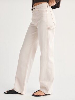 Abercrombie & Fitch The Slouchy Mid Rise Jean in Ecru Carpenter